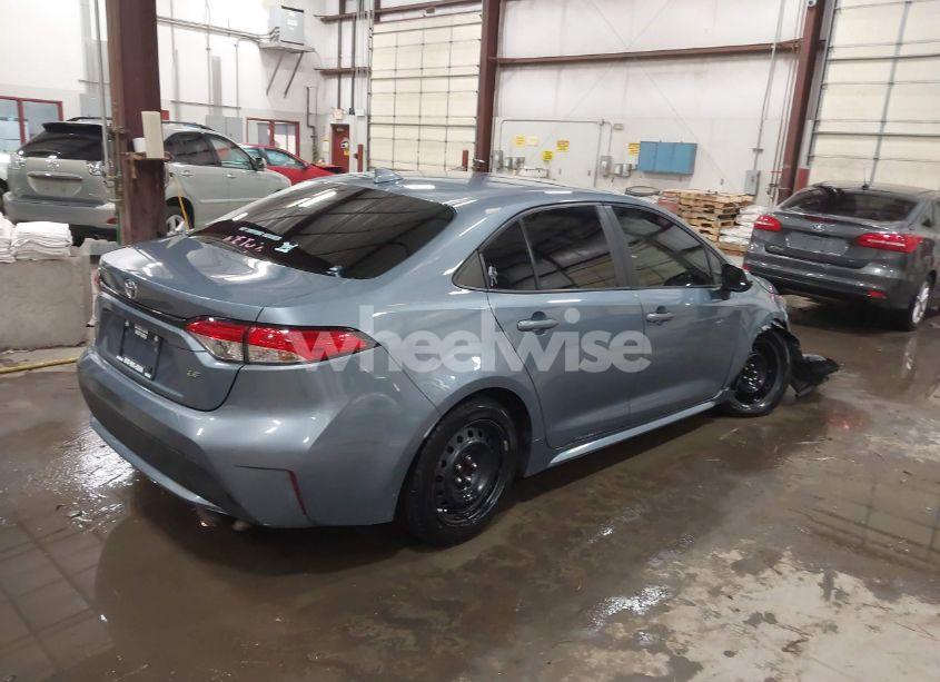 Photo 4 of 2020 Toyota Corolla LE (VIN 5YFEPRAE5LP015569)
