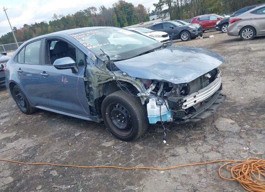 2020 Toyota Corolla LE (VIN 5YFEPRAE5LP111234) main photo