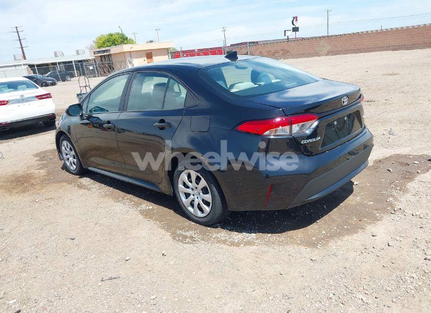 Photo 3 of 2020 Toyota Corolla LE (VIN 5YFEPRAE5LP144203)
