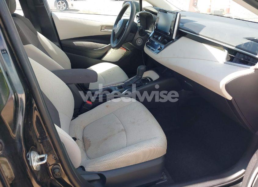 Photo 5 of 2020 Toyota Corolla LE (VIN 5YFEPRAE5LP144203)