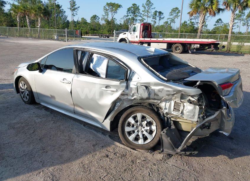 Photo 3 of 2020 Toyota Corolla LE (VIN 5YFEPRAE6LP007030)