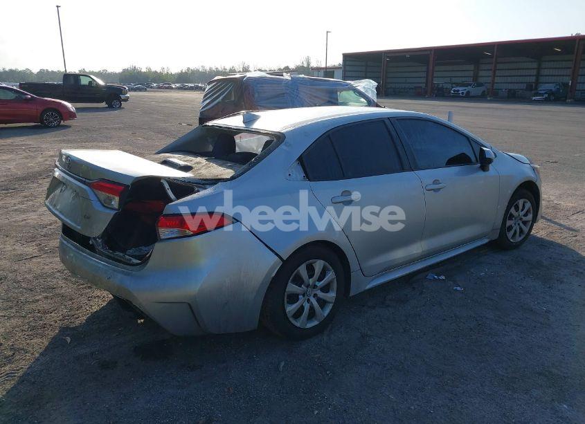 Photo 4 of 2020 Toyota Corolla LE (VIN 5YFEPRAE6LP007030)