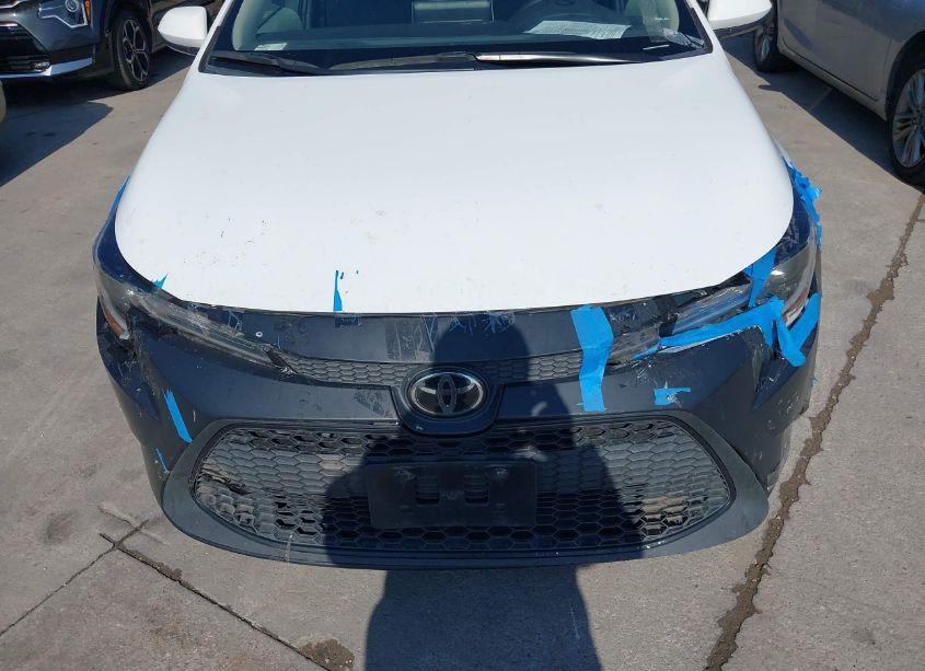 Photo 12 of 2020 Toyota Corolla LE (VIN 5YFEPRAE6LP015452)
