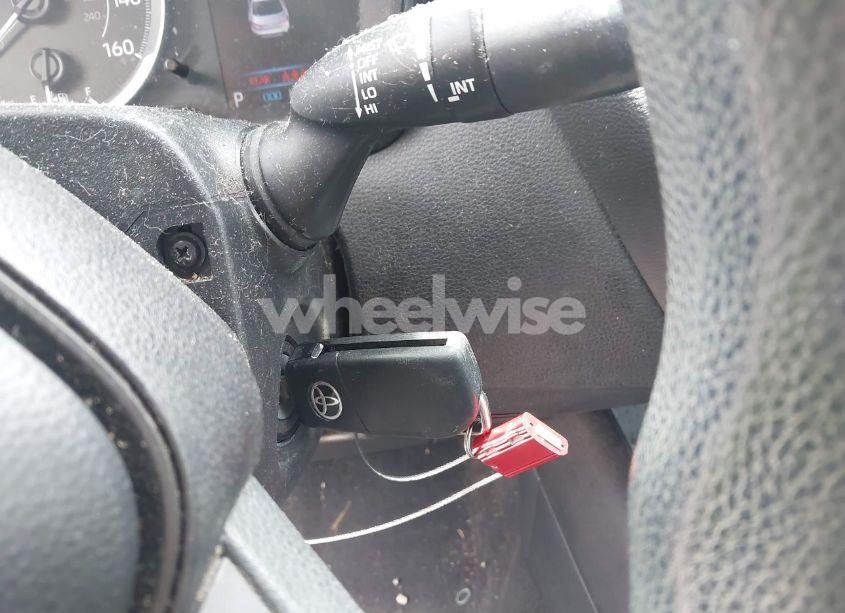 Photo 11 of 2020 Toyota Corolla LE (VIN 5YFEPRAE6LP018786)