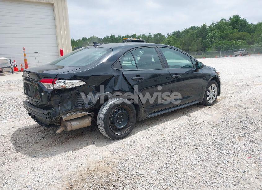 Photo 4 of 2020 Toyota Corolla LE (VIN 5YFEPRAE6LP018786)