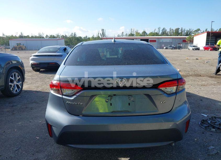 Photo 16 of 2020 Toyota Corolla LE (VIN 5YFEPRAE6LP039170)