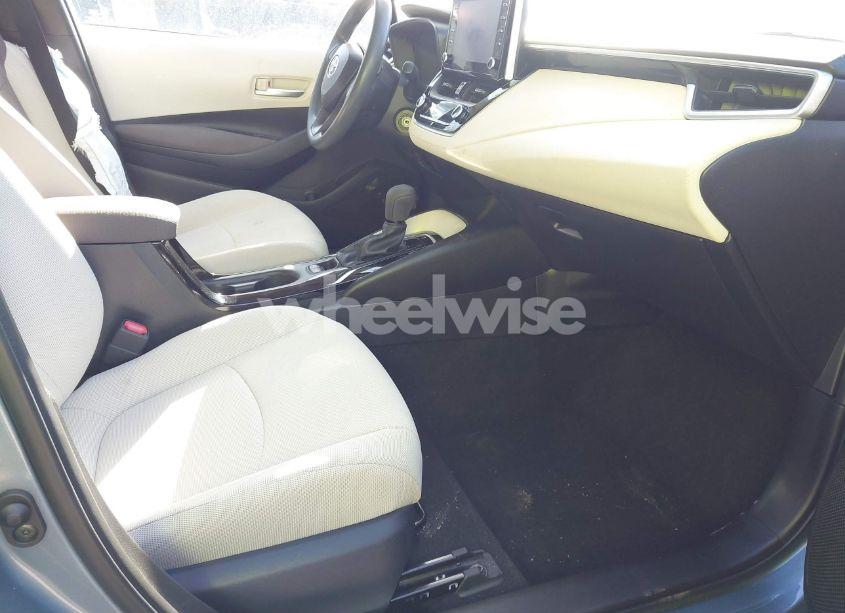 Photo 5 of 2020 Toyota Corolla LE (VIN 5YFEPRAE6LP039170)