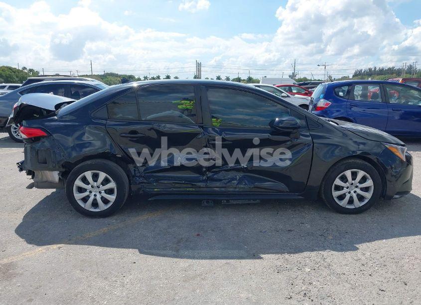 Photo 12 of 2020 Toyota Corolla LE (VIN 5YFEPRAE6LP063940)