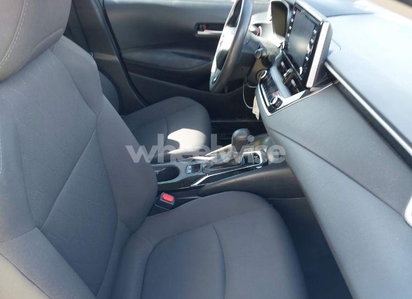 Photo 5 of 2020 Toyota Corolla LE (VIN 5YFEPRAE6LP076039)