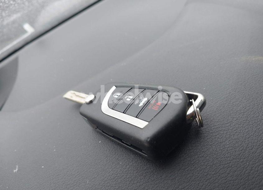 Photo 11 of 2020 Toyota Corolla LE (VIN 5YFEPRAE6LP135204)