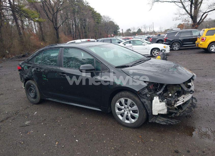 Photo 13 of 2020 Toyota Corolla LE (VIN 5YFEPRAE6LP135204)