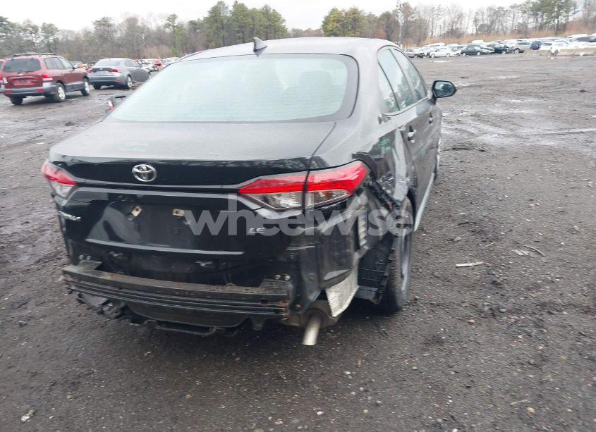 Photo 16 of 2020 Toyota Corolla LE (VIN 5YFEPRAE6LP135204)