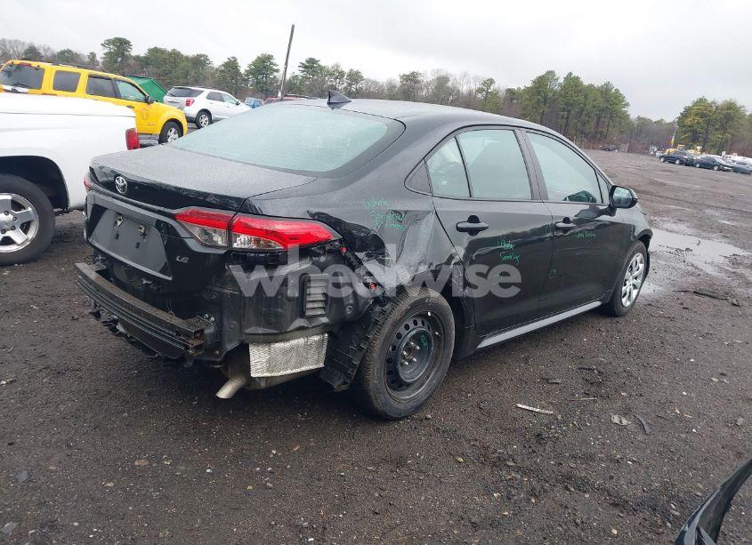 Photo 4 of 2020 Toyota Corolla LE (VIN 5YFEPRAE6LP135204)