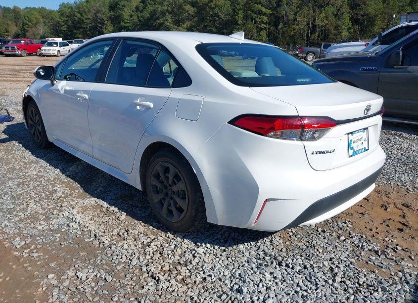 Photo 3 of 2020 Toyota Corolla LE (VIN 5YFEPRAE6LP137566)