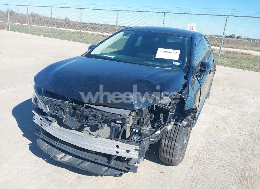 Photo 6 of 2020 Toyota Corolla LE (VIN 5YFEPRAE7LP005948)