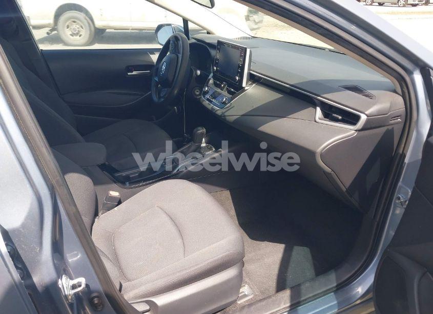 Photo 5 of 2020 Toyota Corolla LE (VIN 5YFEPRAE7LP028985)