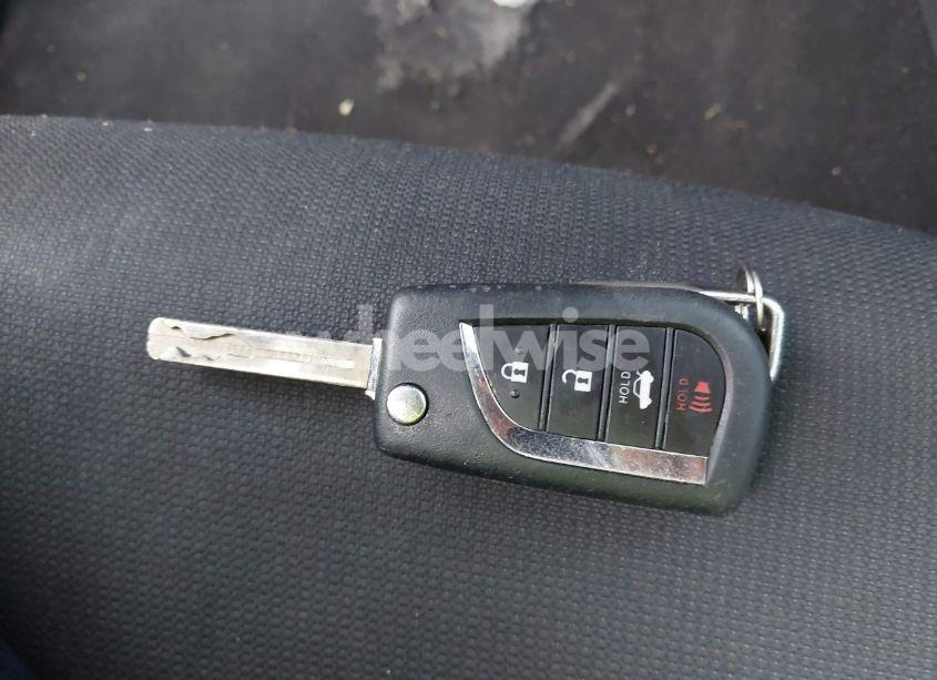 Photo 11 of 2020 Toyota Corolla LE (VIN 5YFEPRAE7LP038240)