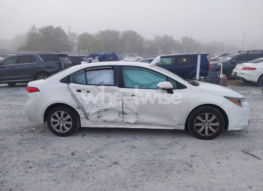 Photo 13 of 2020 Toyota Corolla LE (VIN 5YFEPRAE7LP038240)