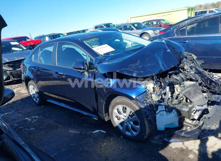 Photo 13 of 2020 Toyota Corolla LE (VIN 5YFEPRAE7LP056141)