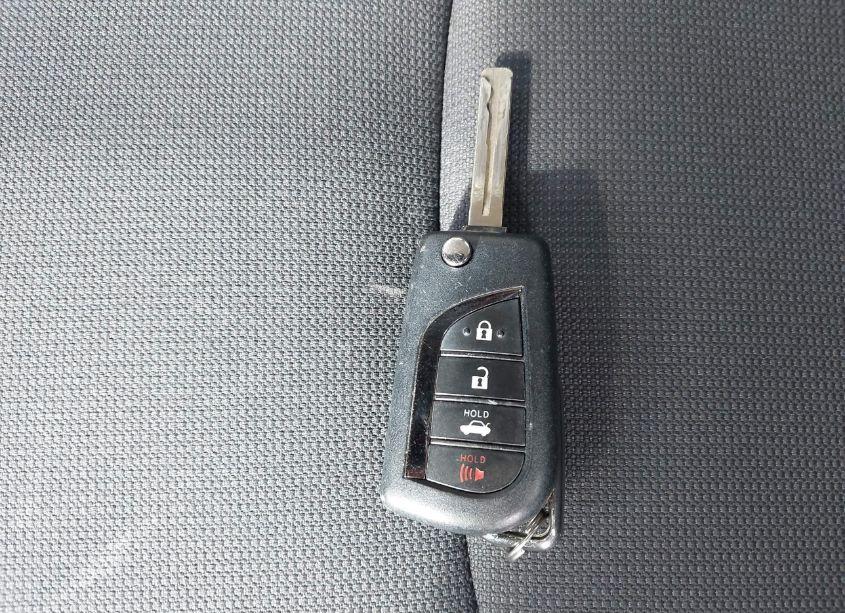 Photo 11 of 2020 Toyota Corolla LE (VIN 5YFEPRAE7LP065079)