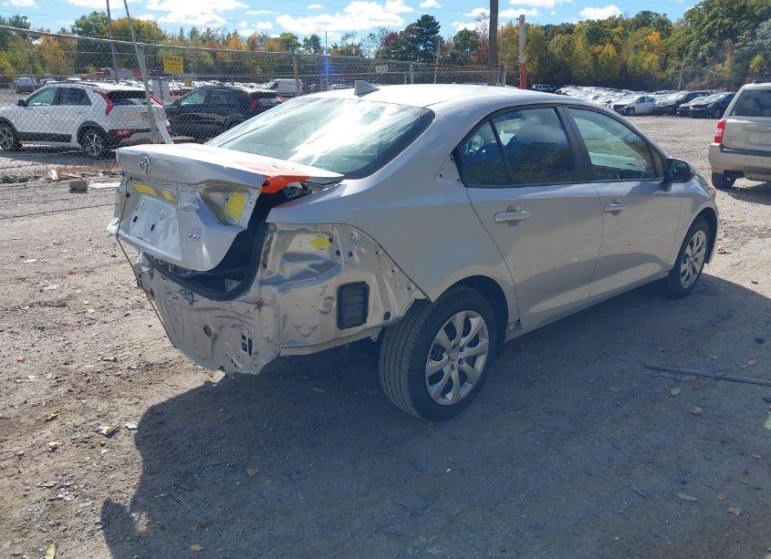 Photo 4 of 2020 Toyota Corolla LE (VIN 5YFEPRAE7LP065079)