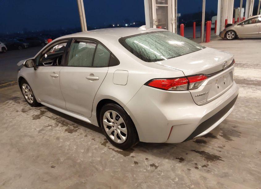 Photo 3 of 2020 Toyota Corolla LE (VIN 5YFEPRAE7LP069018)