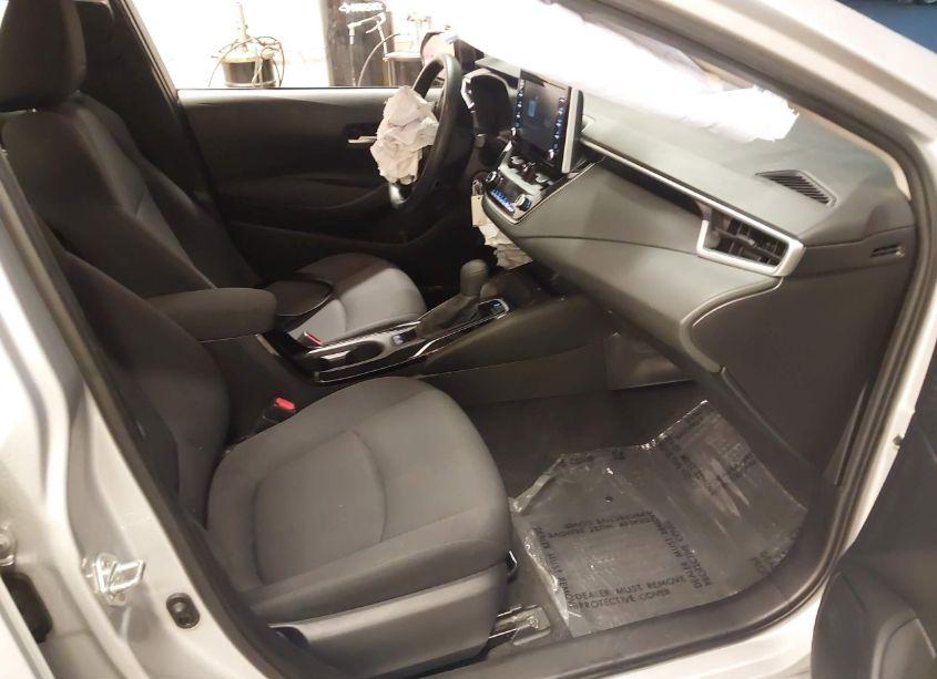 Photo 5 of 2020 Toyota Corolla LE (VIN 5YFEPRAE7LP069018)