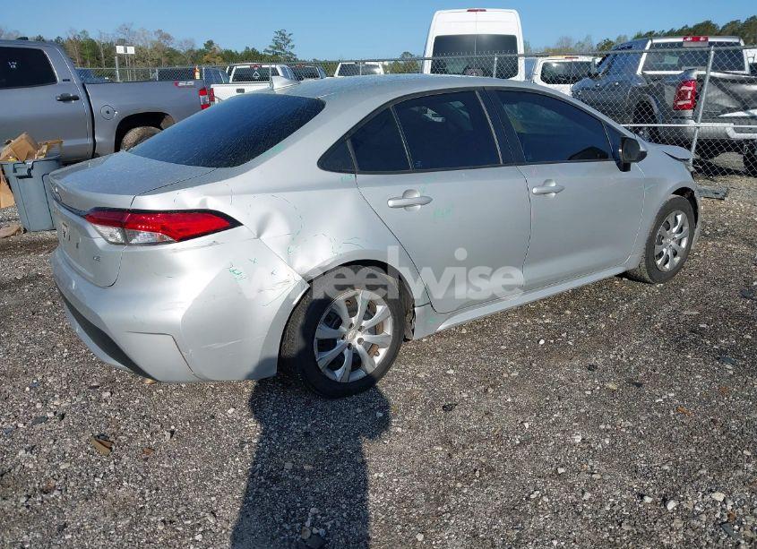 Photo 4 of 2020 Toyota Corolla LE (VIN 5YFEPRAE7LP086658)