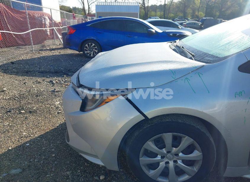 Photo 6 of 2020 Toyota Corolla LE (VIN 5YFEPRAE7LP086658)