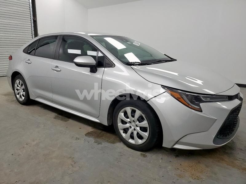 2020 TOYOTA COROLLA LE (VIN 5YFEPRAE7LP094694) main photo