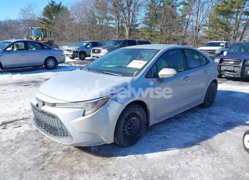 Photo 2 of 2020 Toyota Corolla LE (VIN 5YFEPRAE7LP120307)