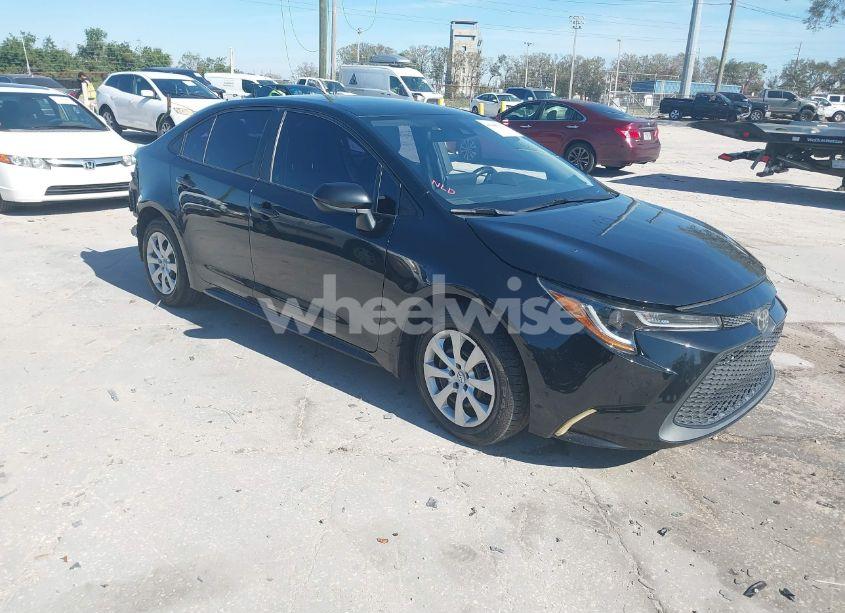 2020 Toyota Corolla LE (VIN 5YFEPRAE8LP030681) main photo