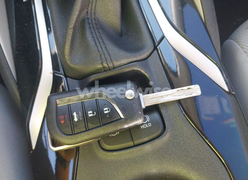 Photo 11 of 2020 Toyota Corolla LE (VIN 5YFEPRAE8LP030681)