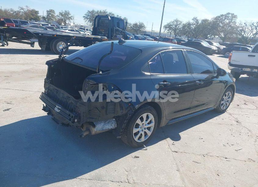 Photo 4 of 2020 Toyota Corolla LE (VIN 5YFEPRAE8LP030681)