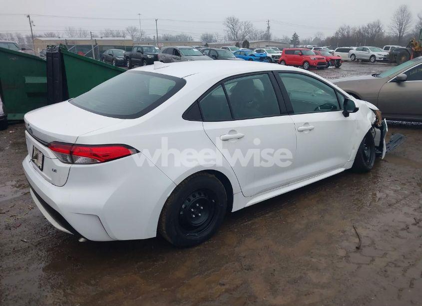 Photo 4 of 2020 Toyota Corolla LE (VIN 5YFEPRAE8LP063325)