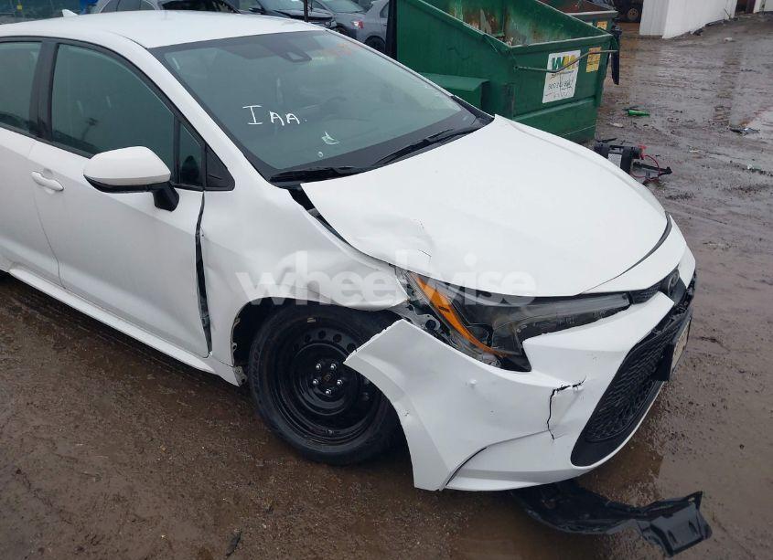 Photo 6 of 2020 Toyota Corolla LE (VIN 5YFEPRAE8LP063325)