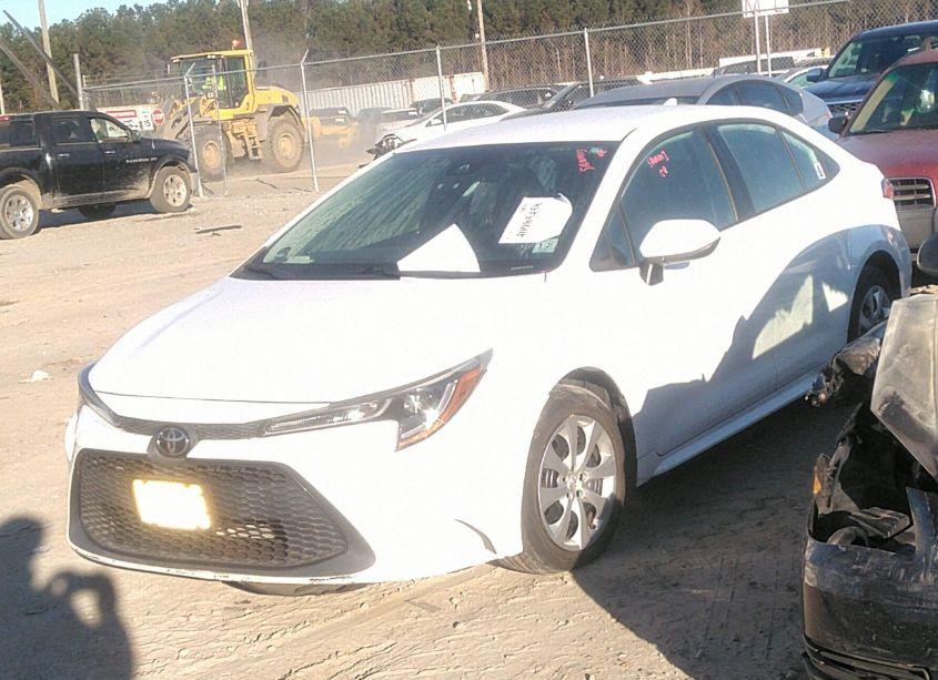 Photo 2 of 2020 Toyota Corolla LE (VIN 5YFEPRAE8LP077712)
