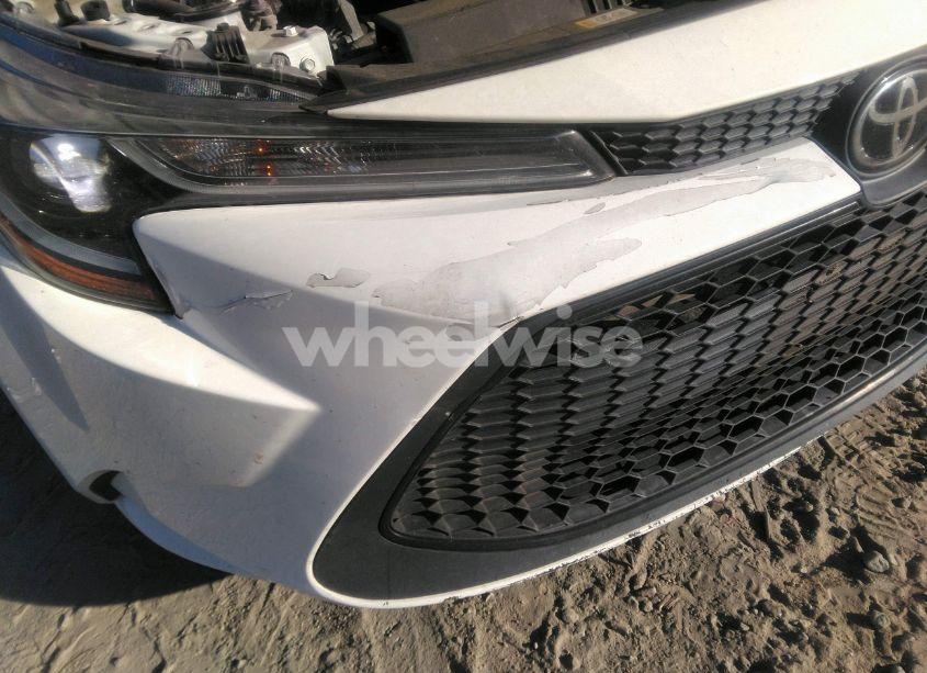 Photo 6 of 2020 Toyota Corolla LE (VIN 5YFEPRAE8LP077712)