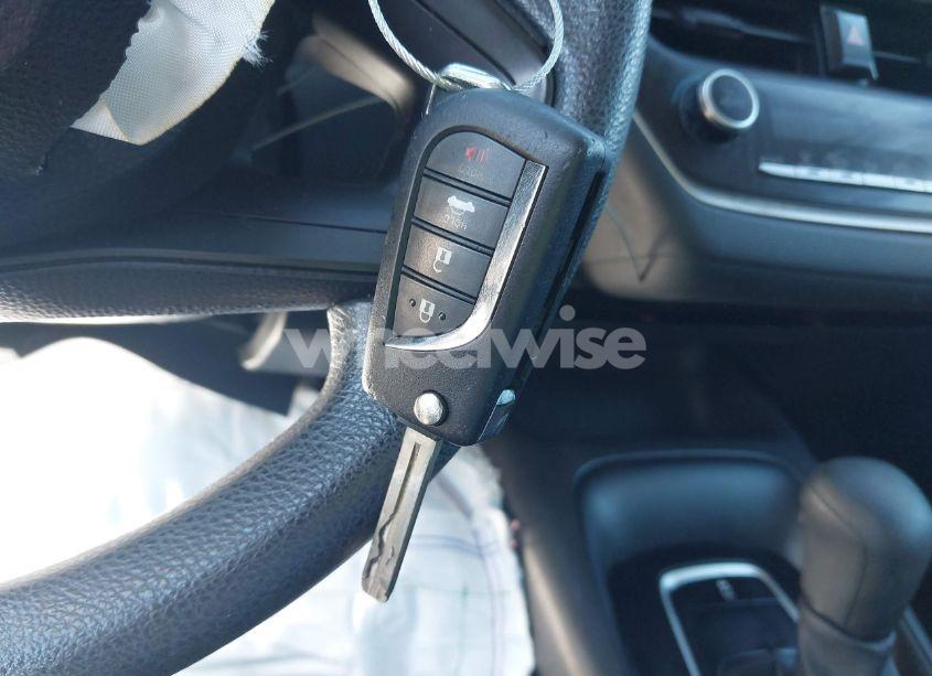 Photo 11 of 2020 Toyota Corolla LE (VIN 5YFEPRAE8LP077791)