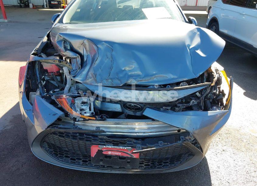 Photo 6 of 2020 Toyota Corolla LE (VIN 5YFEPRAE8LP077791)
