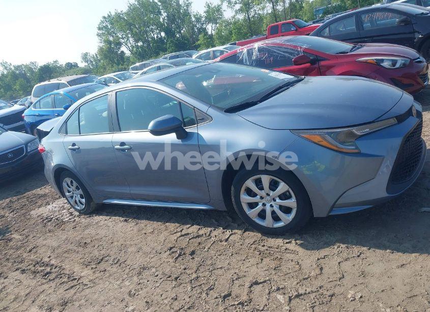 Photo 14 of 2020 Toyota Corolla LE (VIN 5YFEPRAE8LP083431)