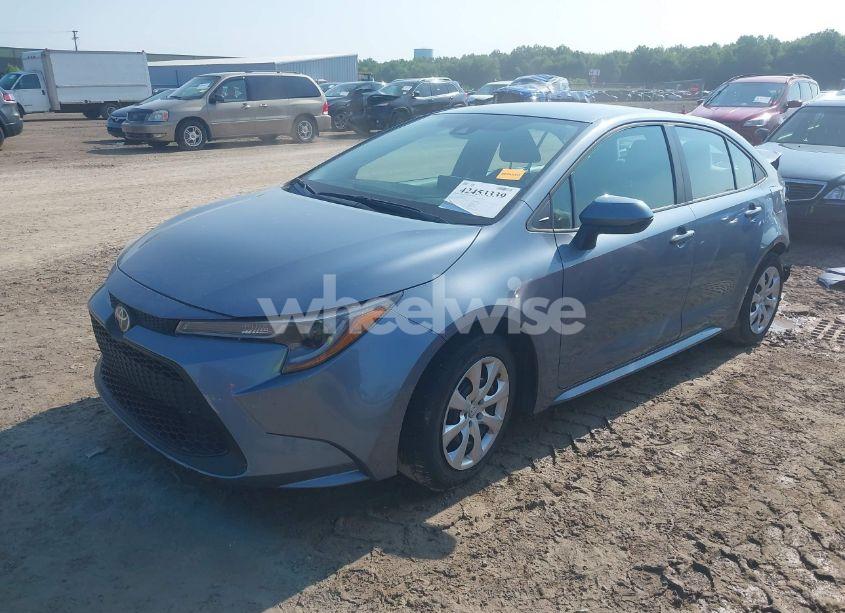 Photo 2 of 2020 Toyota Corolla LE (VIN 5YFEPRAE8LP083431)
