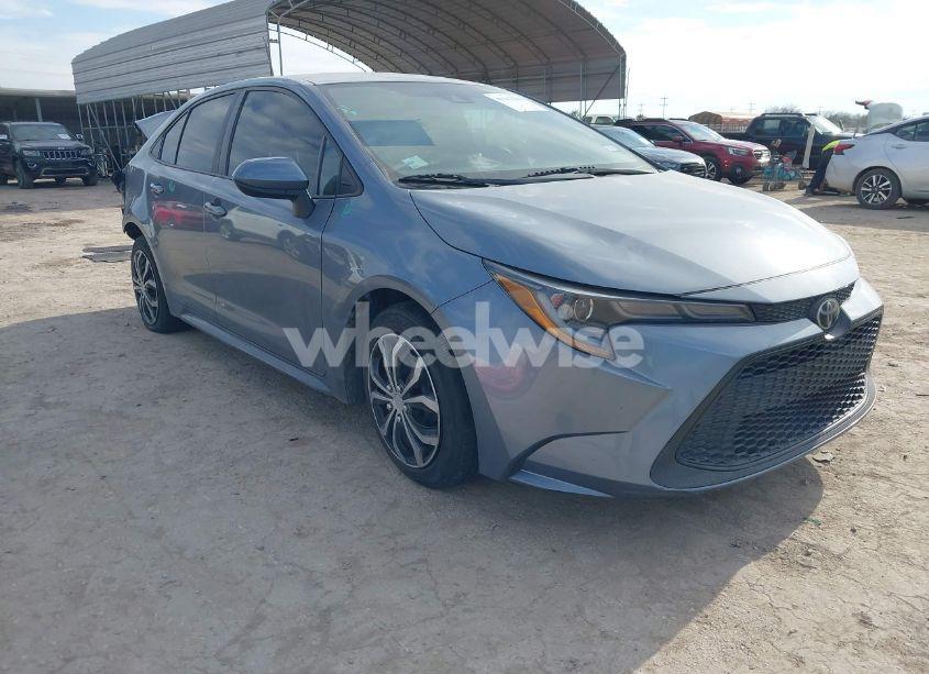 2020 Toyota Corolla LE (VIN 5YFEPRAE8LP094252) main photo
