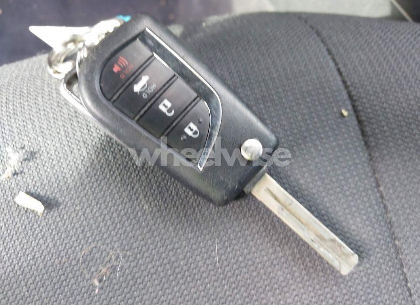 Photo 11 of 2020 Toyota Corolla LE (VIN 5YFEPRAE8LP094252)