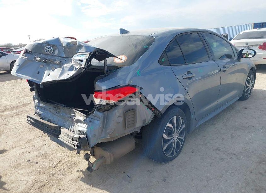 Photo 4 of 2020 Toyota Corolla LE (VIN 5YFEPRAE8LP094252)