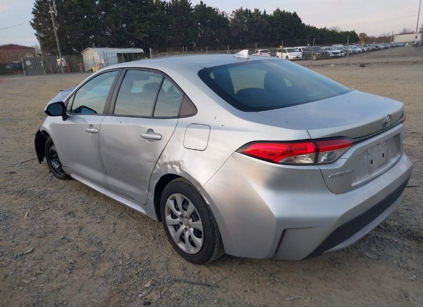 Photo 3 of 2020 Toyota Corolla LE (VIN 5YFEPRAE8LP100096)