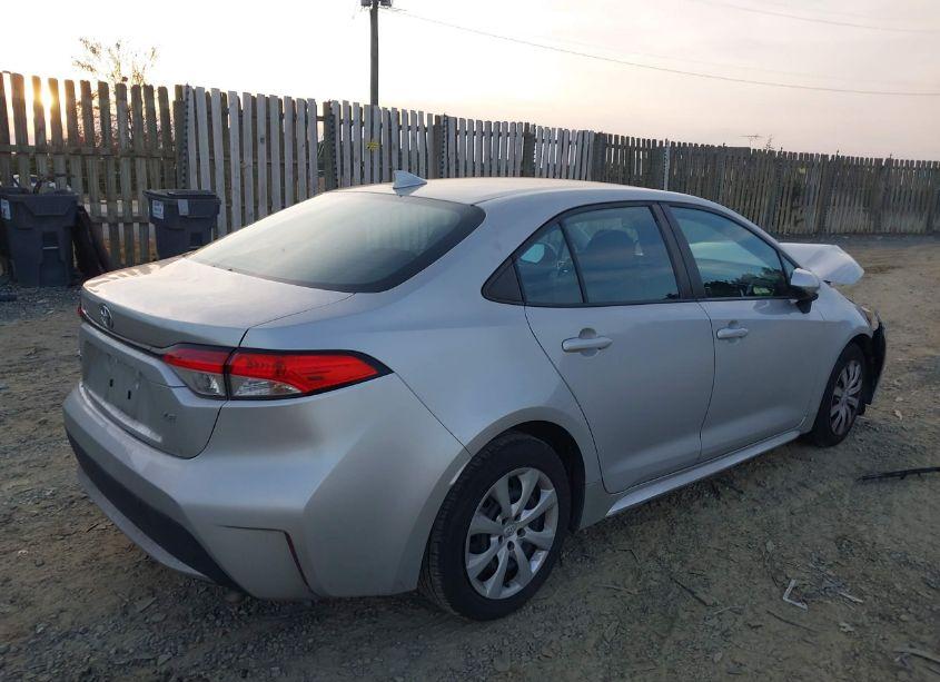 Photo 4 of 2020 Toyota Corolla LE (VIN 5YFEPRAE8LP100096)