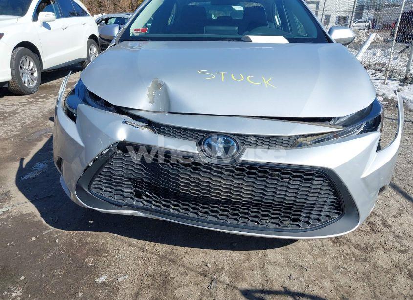 Photo 6 of 2020 Toyota Corolla LE (VIN 5YFEPRAE8LP124558)