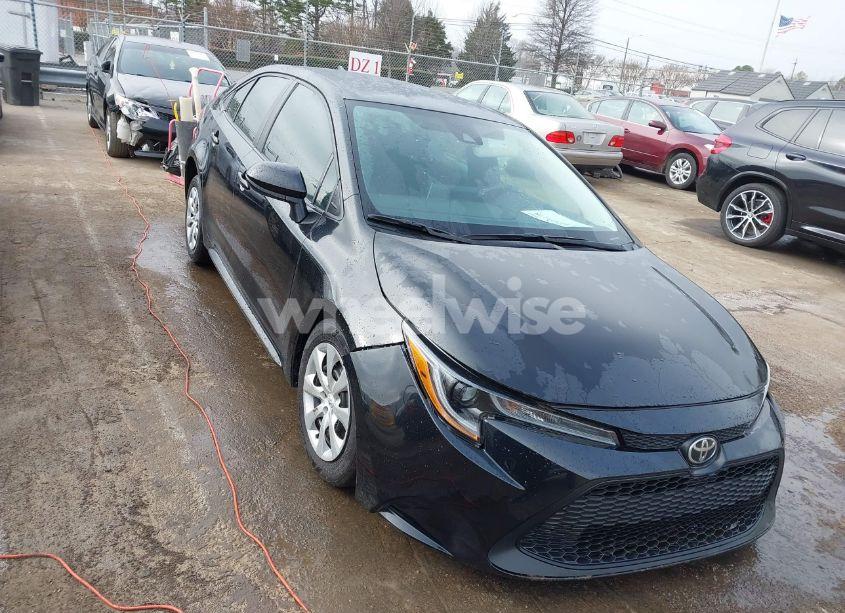 2020 Toyota Corolla LE (VIN 5YFEPRAE8LP129663) main photo