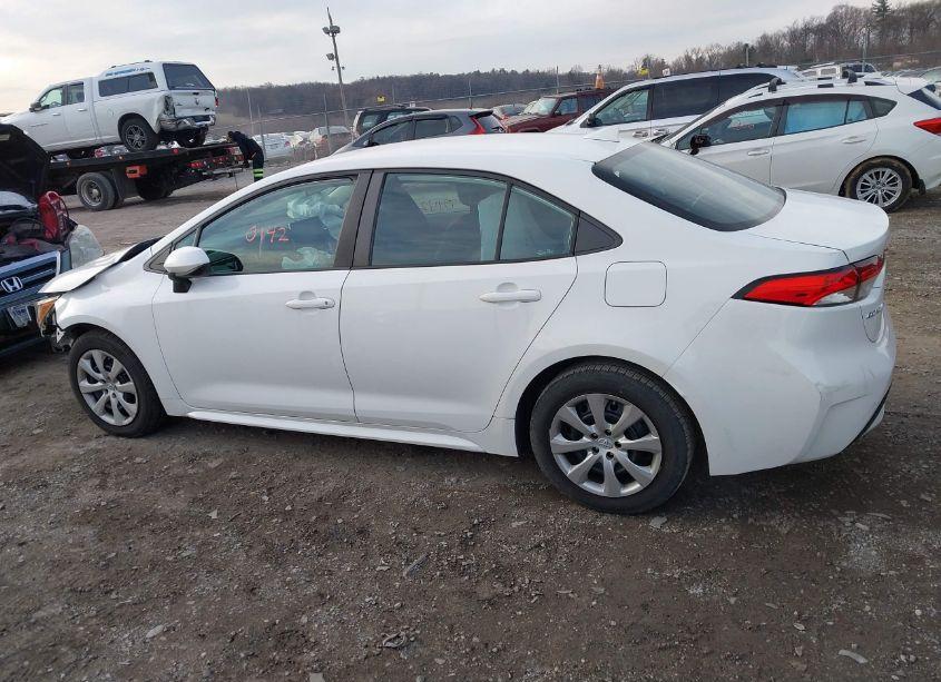 Photo 14 of 2020 Toyota Corolla LE (VIN 5YFEPRAE9LP006647)